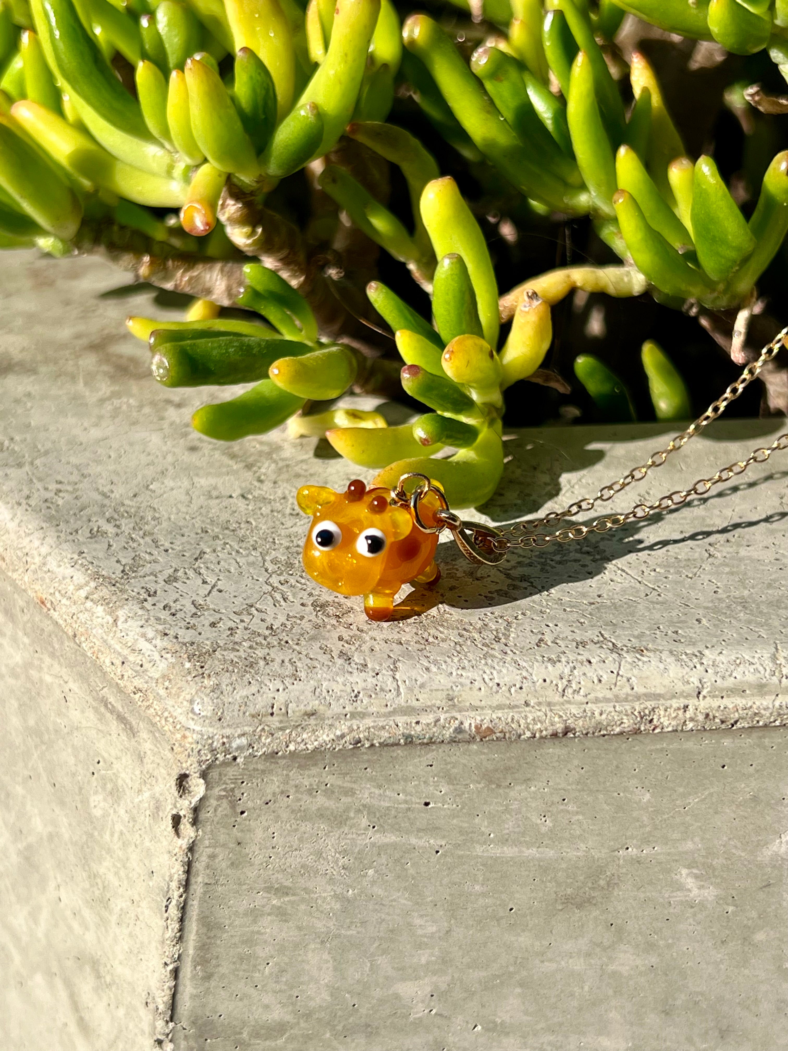 giraffe glass beads