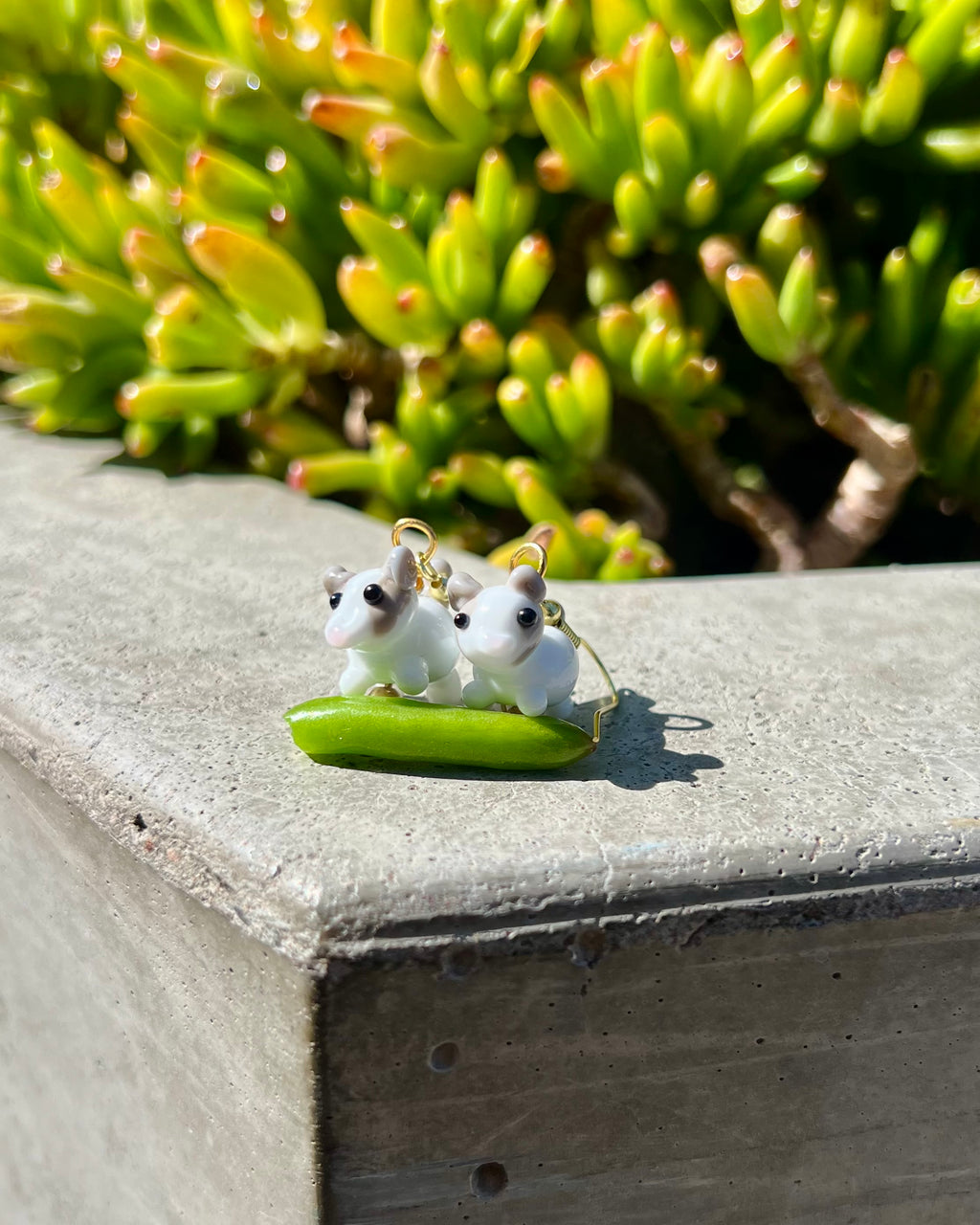 Twin Tiptoe Kittens Earrings