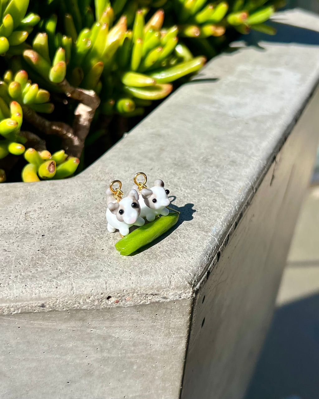 Twin Tiptoe Kittens Earrings