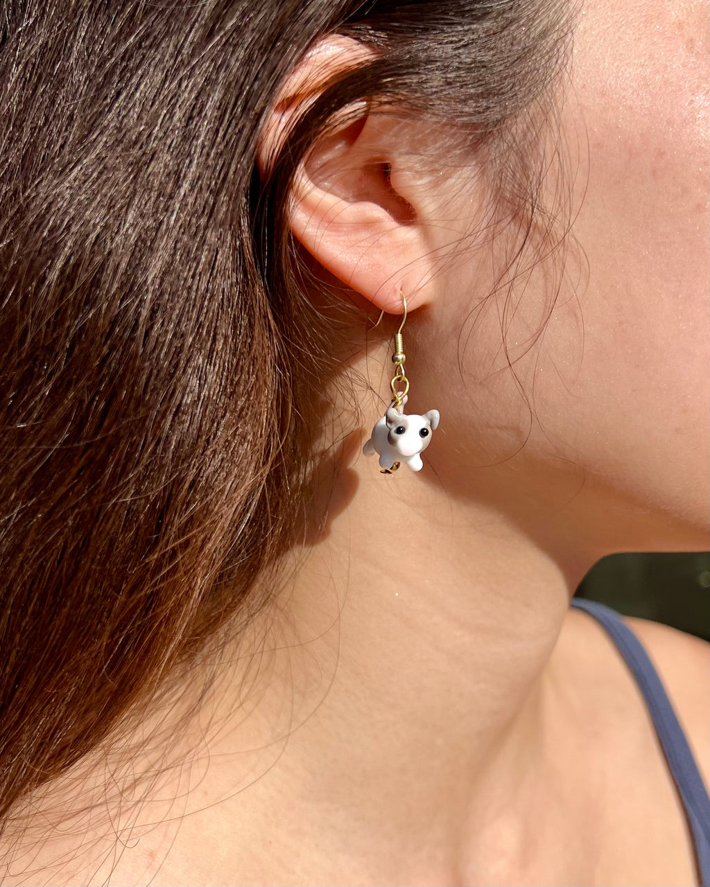 Twin Tiptoe Kittens Earrings