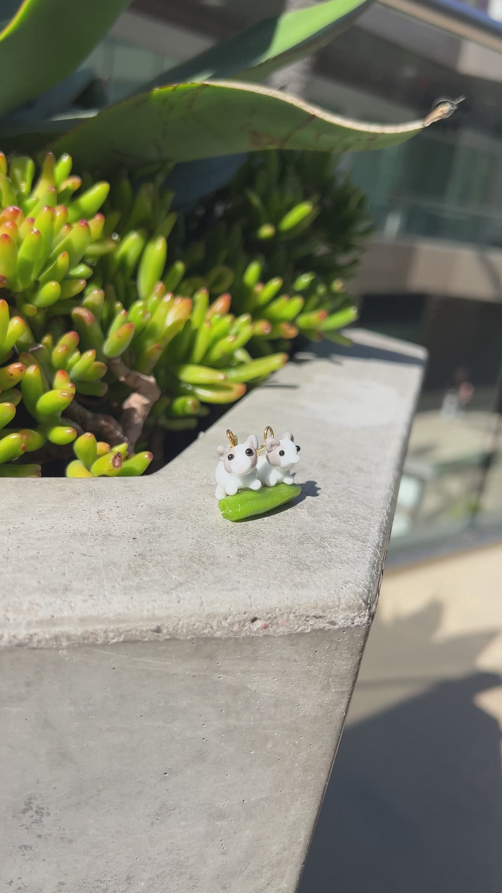 Twin Tiptoe Kittens Earrings
